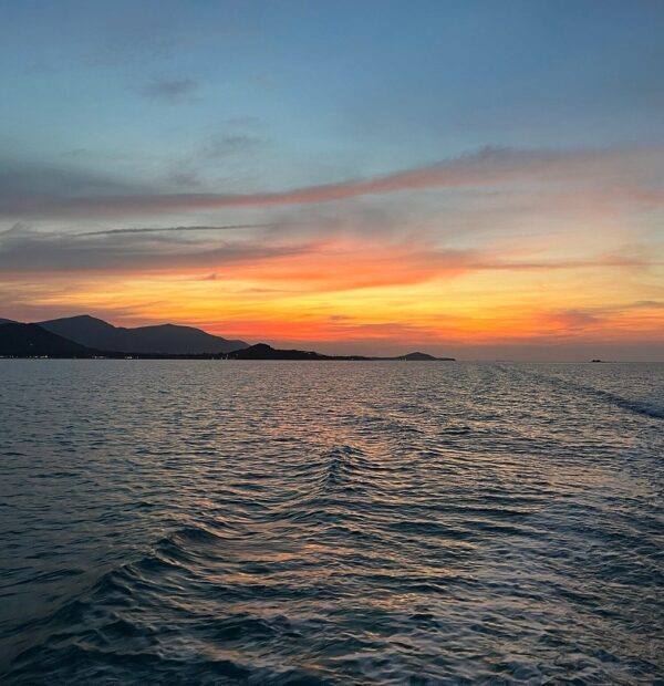 Samui Sunset Cruise and Dinner - Beautiful 3 Hour Experience